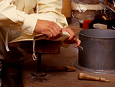 Shaping a Panama hat brim