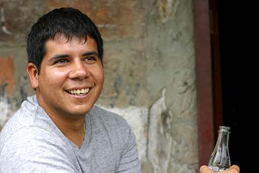 tour_04_14_diego1.jpg