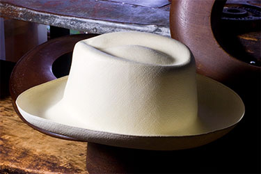 Blocked_Hat_on_Flange_0795