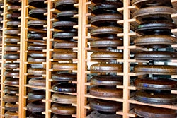 Flanges_on_Shelf_0702_250pxW