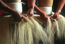 Mother_and_Daugher_Weaving