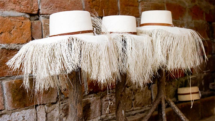 Three_Hats_Weave_Stand_9357