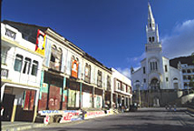 montecristi-colorful