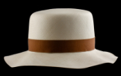 Marcie Polo, Montecristi hat (B1403_3112)