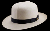 Optimo, Montecristi hat (B180_1106)